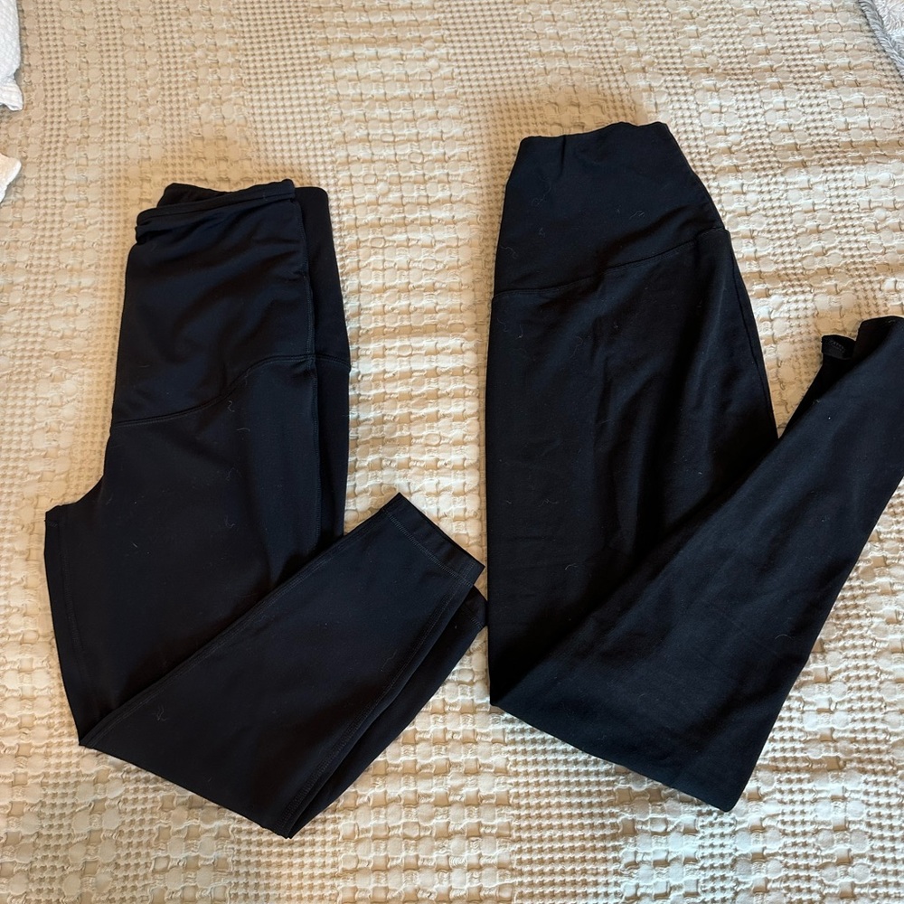 Ingrid & Isabel Basics Black Leggings